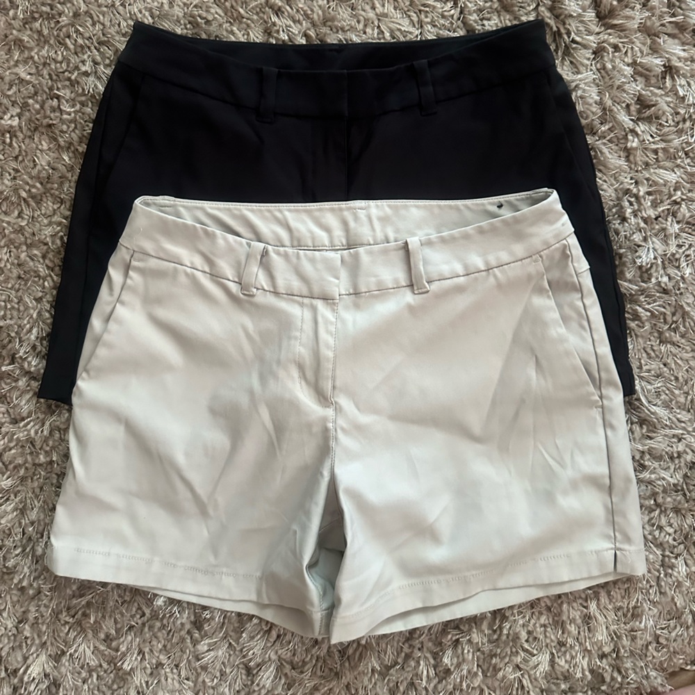 2 Nike Golf Black & Cream Bermuda Shorts Tailored Size 4